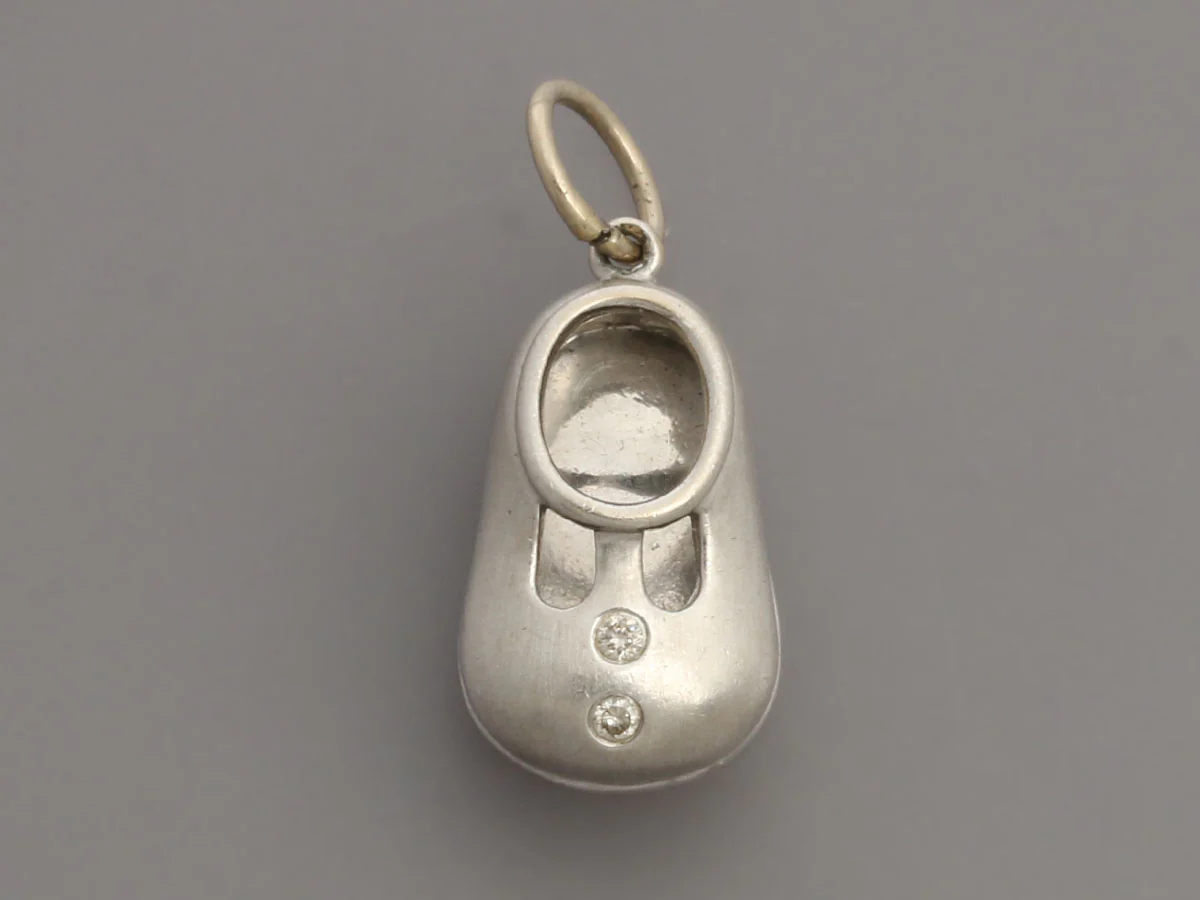 14K White Gold Diamond Baby Shoe Charm - Image 2