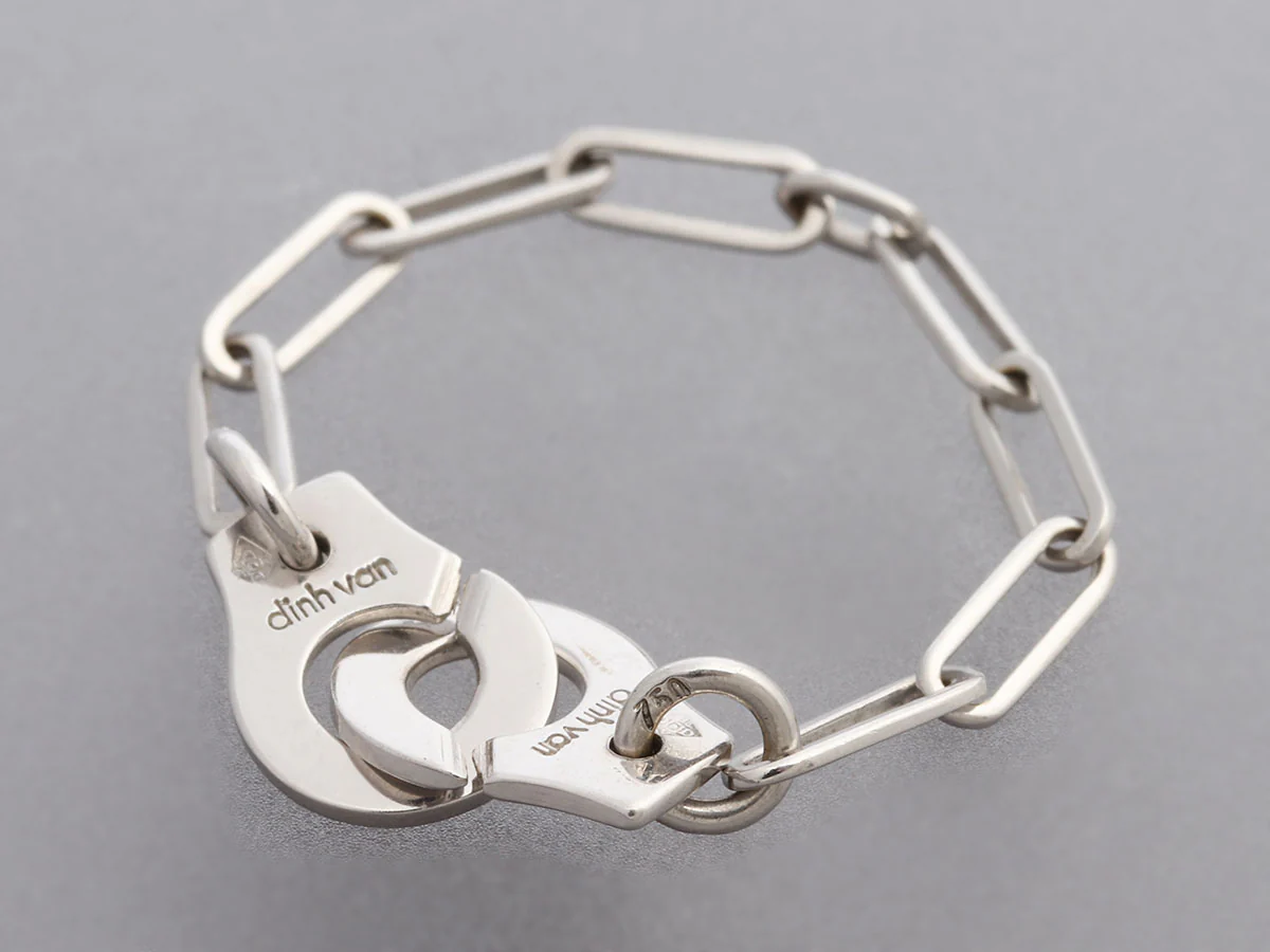 Dinh Van 18K White Gold Menottes R7 Chain Ring - Image 3