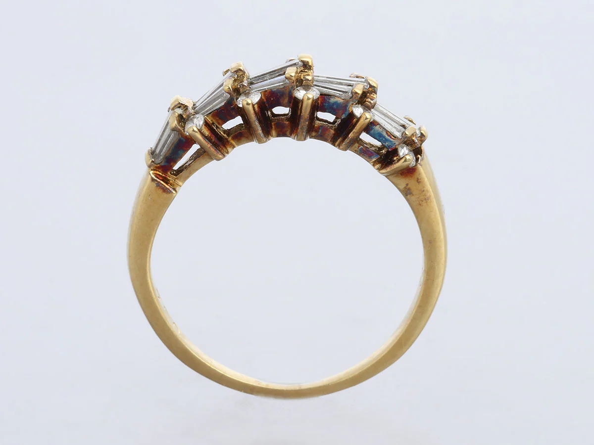 18K Yellow Gold Diamond Ring - Image 4