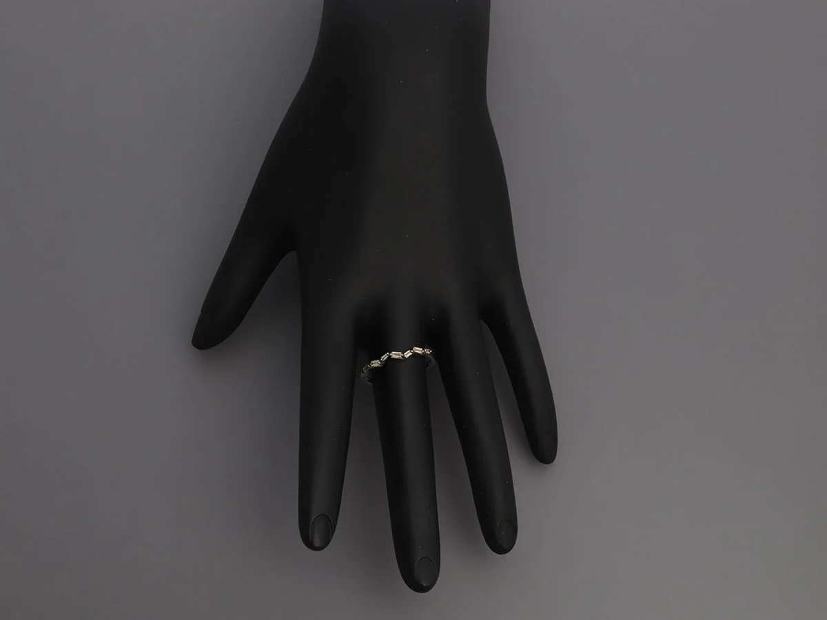 Suzanne Kalan 18K White Gold Baguette Diamond Skinny Band Ring - Image 6