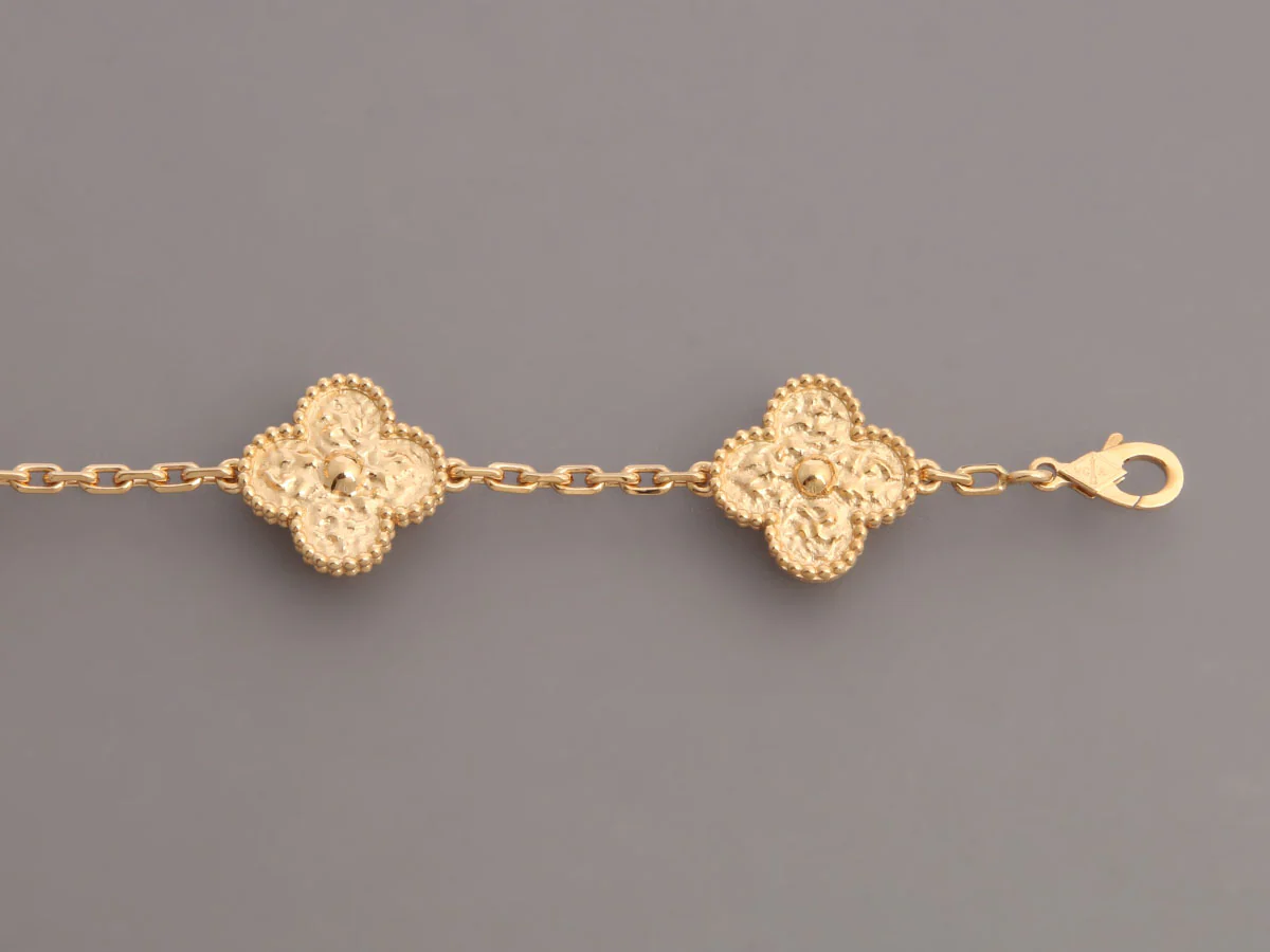 Van Cleef & Arpels 18K Yellow Gold Hammered 5-Motif Vintage Alhambra Bracelet - Image 2