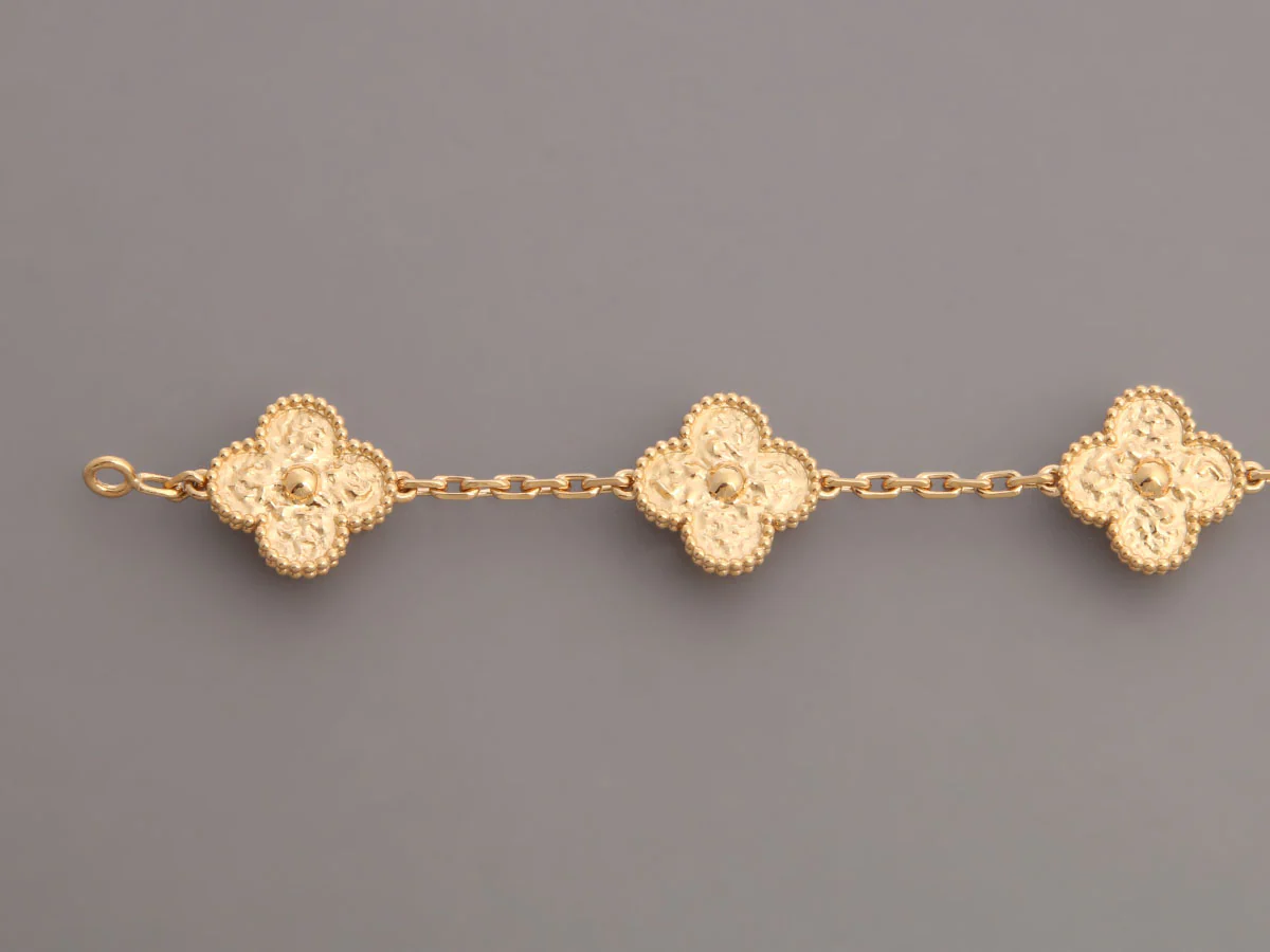 Van Cleef & Arpels 18K Yellow Gold Hammered 5-Motif Vintage Alhambra Bracelet - Image 3