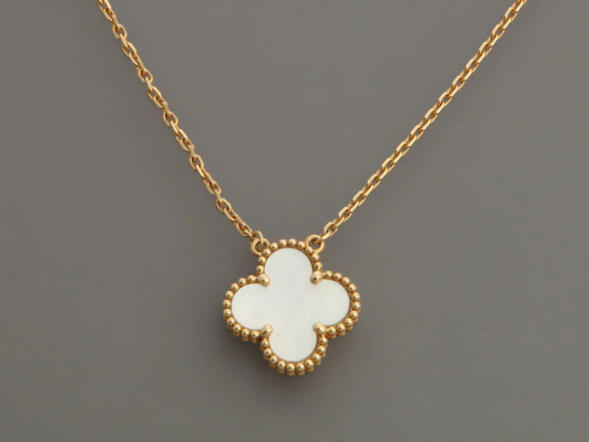 Van Cleef & Arpels 18K Yellow Gold MOP Vintage Alhambra Pendant Necklace - Image 2