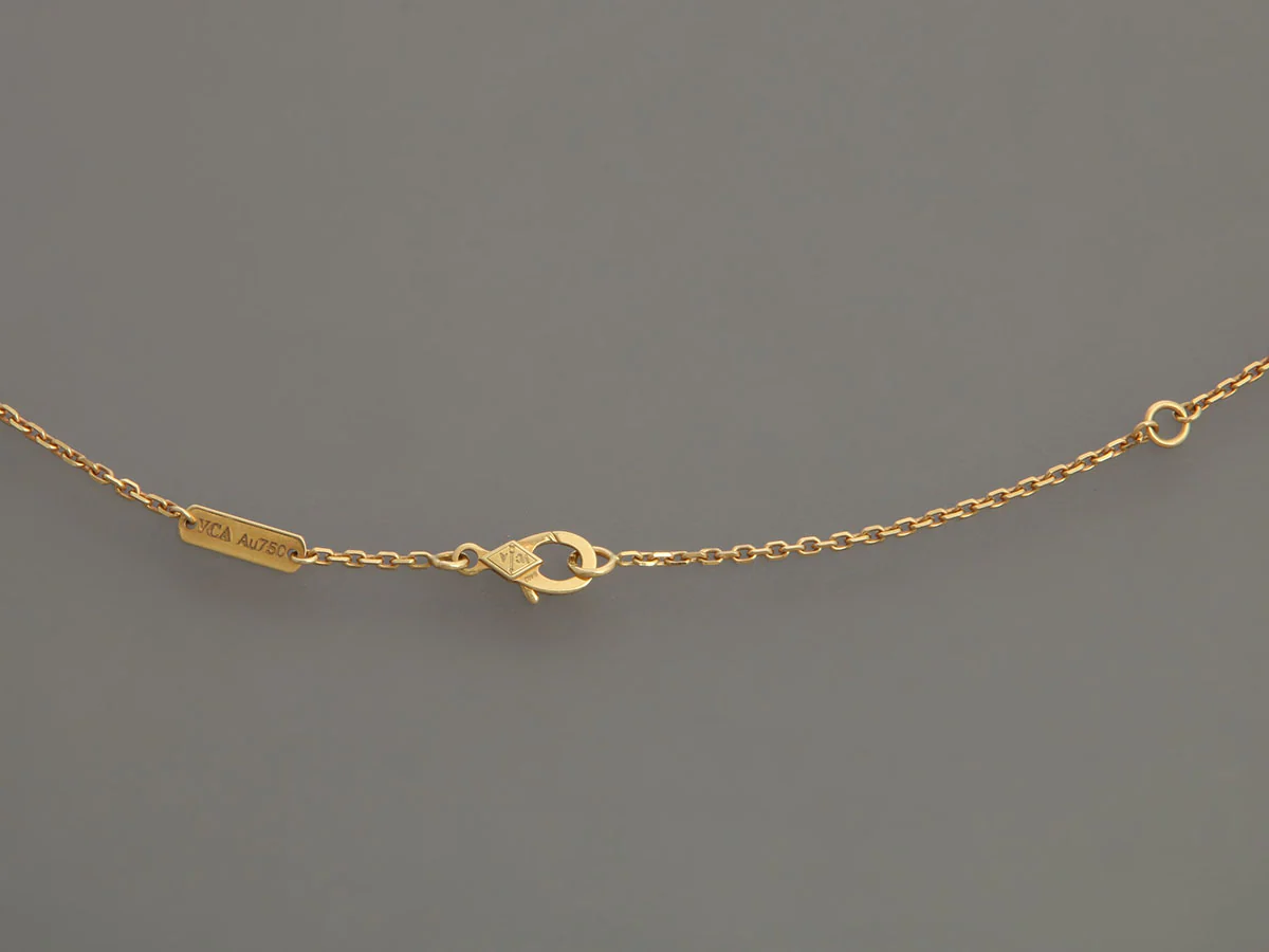 Van Cleef & Arpels 18K Yellow Gold MOP Vintage Alhambra Pendant Necklace - Image 4