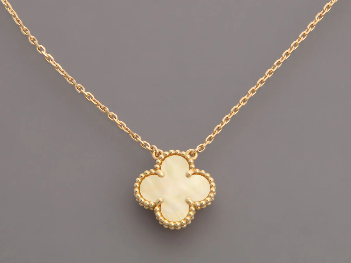 Van Cleef & Arpels LE 18K Yellow Gold MOP Princess Grace Vintage Alhambra Pendant Necklace - Image 2