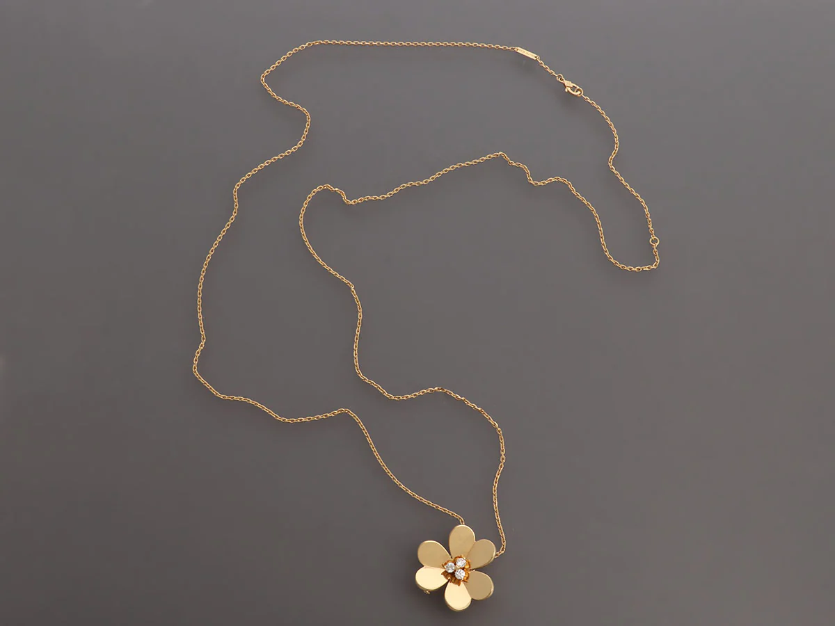 Van Cleef & Arpels Very Large 18K Yellow Gold Diamond Frivole Pendant Necklace/Clip - Image 2