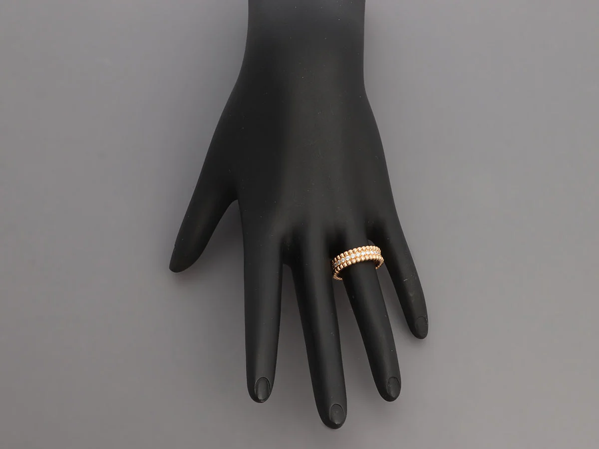 Van Cleef & Arpels 18K Rose Gold 1-Row Diamond Perlée Ring - Image 6
